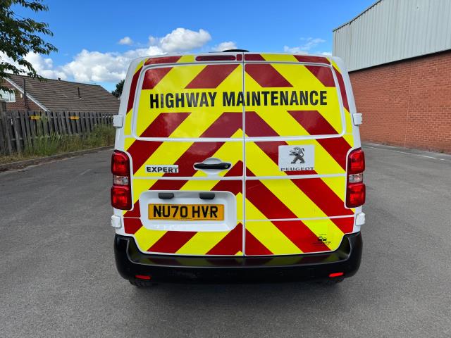 2020 Peugeot Expert L1 1400 2.0 Bluehdi 120 Professional Van EURO 6 (NU70HVR) Image 8