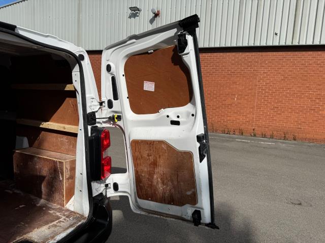 2020 Peugeot Expert L1 1400 2.0 Bluehdi 120 Professional Van EURO 6 (NU70HVR) Image 57