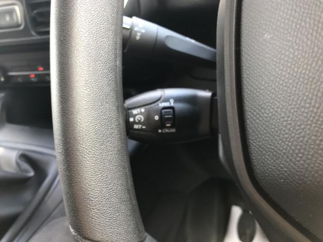 2020 Peugeot Partner 1000 1.5 Bluehdi 100 Professional Van (NU70HYJ) Image 21