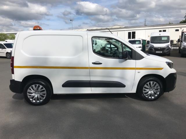 2020 Peugeot Partner 1000 1.5 Bluehdi 100 Professional Van (NU70HYJ) Image 10