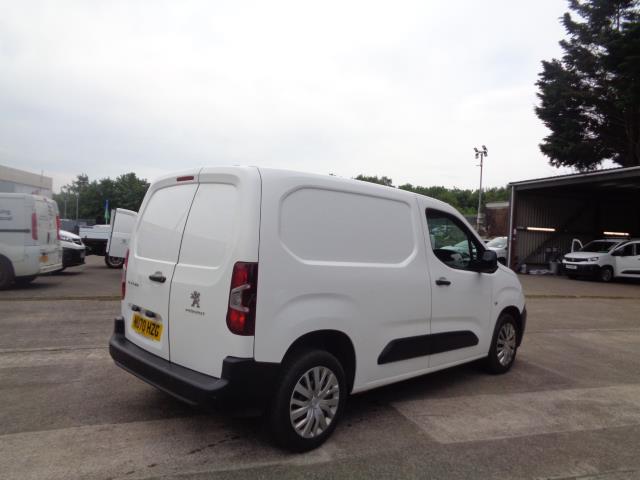 2020 Peugeot Partner 1000 1.5 Bluehdi 100 Professional Van (NU70HZG) Image 4