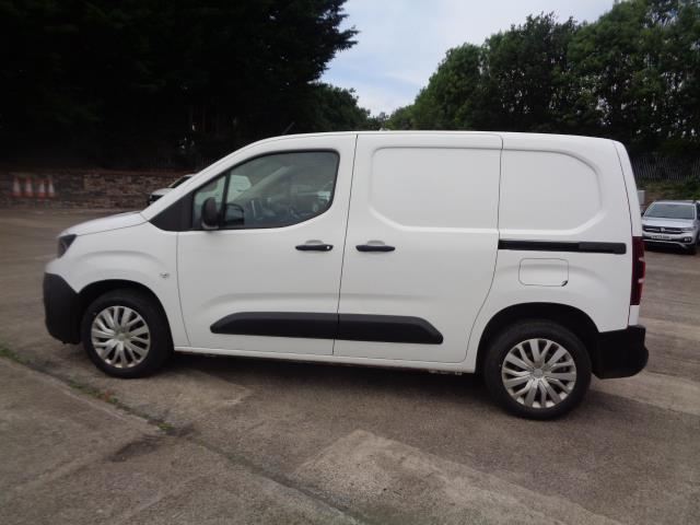2020 Peugeot Partner 1000 1.5 Bluehdi 100 Professional Van (NU70HZG) Image 7