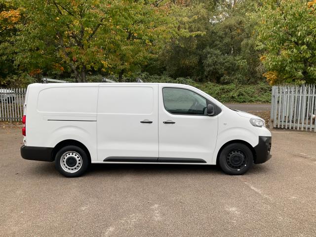 2020 Peugeot Expert 1200 1.5 Bluehdi 100 Professional Van (NU70HZR) Image 15