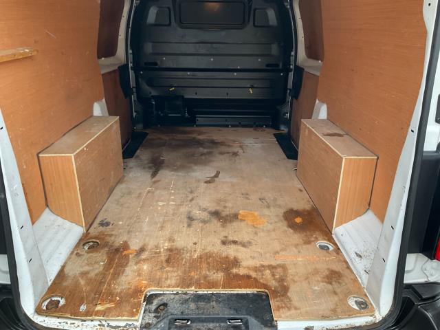 2020 Peugeot Expert 1200 1.5 Bluehdi 100 Professional Van (NU70HZR) Image 13