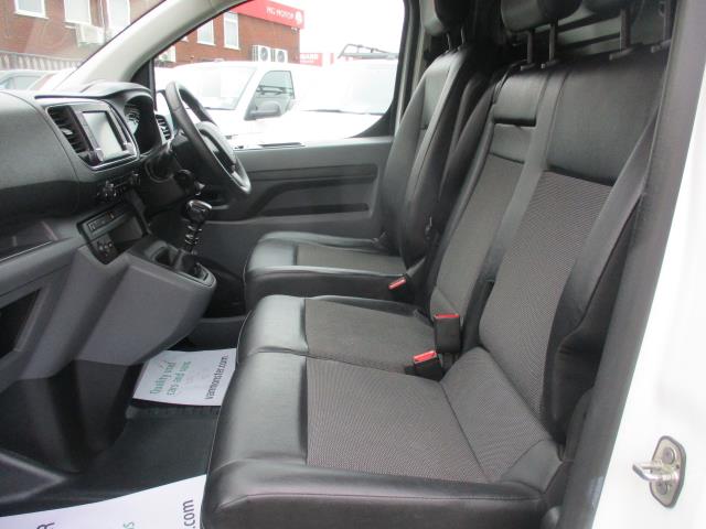 2020 Peugeot Expert 1400 2.0 Bluehdi 120 Professional Van (NU70KYW) Image 26