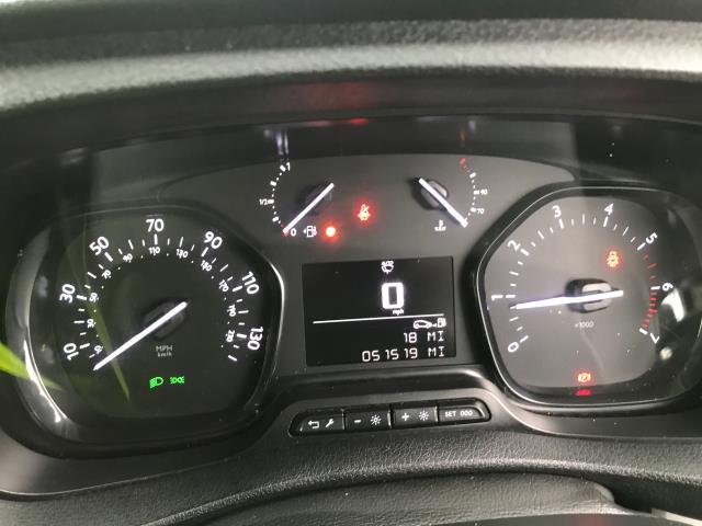 2020 Peugeot Expert 1400 2.0BLUE HDI 120PS PROFESSIONAL EURO 6 (NU70KZH) Image 18