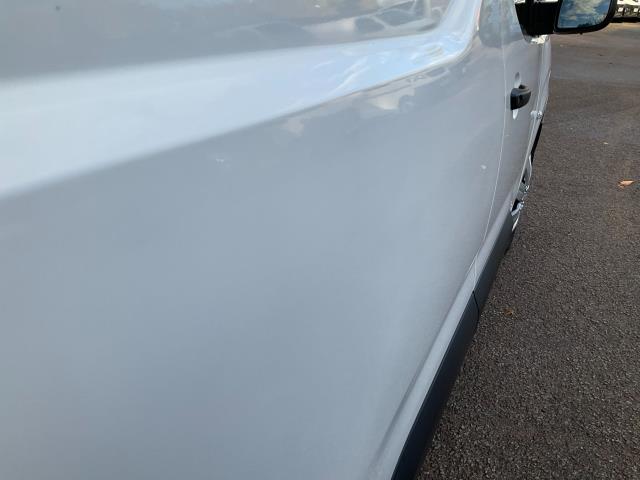 2020 Peugeot Partner 1000 1.5 Bluehdi 100 Professional Van (NU70LGC) Image 36