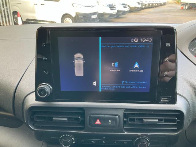 2020 Peugeot Partner 1000 1.5 Bluehdi 100 Professional Van (NU70LGC) Image 23