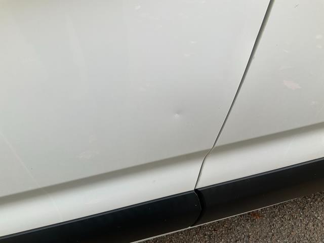 2020 Peugeot Partner 1000 1.5 Bluehdi 100 Professional Van (NU70LGC) Image 33