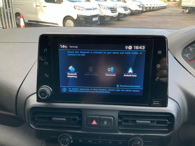 2020 Peugeot Partner 1000 1.5 Bluehdi 100 Professional Van (NU70LGC) Image 22
