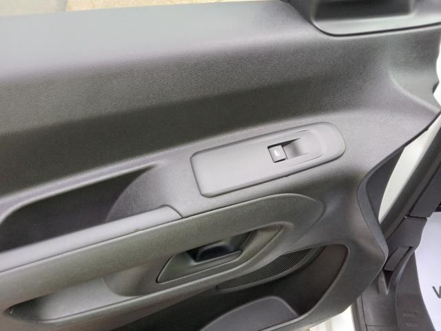 2020 Peugeot Partner 1000 1.5 Bluehdi 100 Professional Van (NU70LHA) Image 18