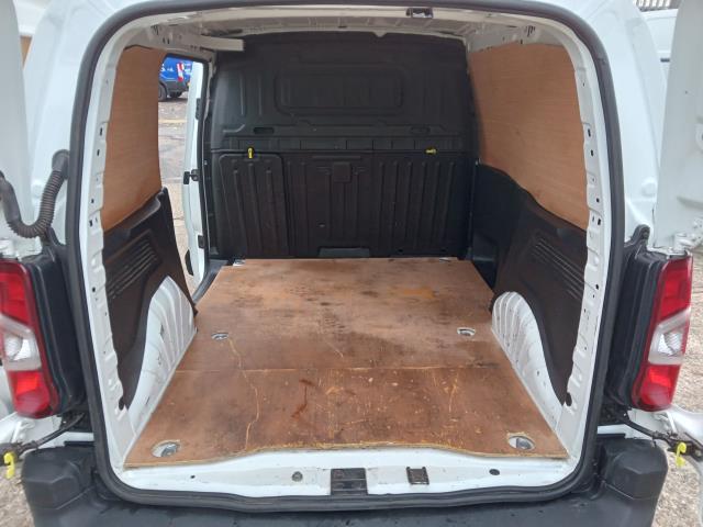 2020 Peugeot Partner 1000 1.5 Bluehdi 100 Professional Van (NU70LHA) Image 13