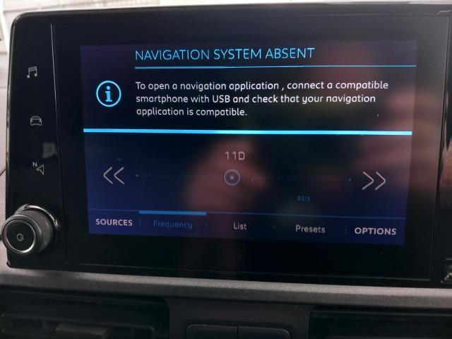 2020 Peugeot Partner L2 950 1.5BLUE HDI 100PS PROFESSIONAL EURO 6 (NU70LLX) Image 20
