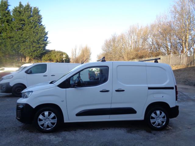 2020 Peugeot Partner 1000 1.5 Bluehdi 100 Professional Van (NU70NCJ) Image 5