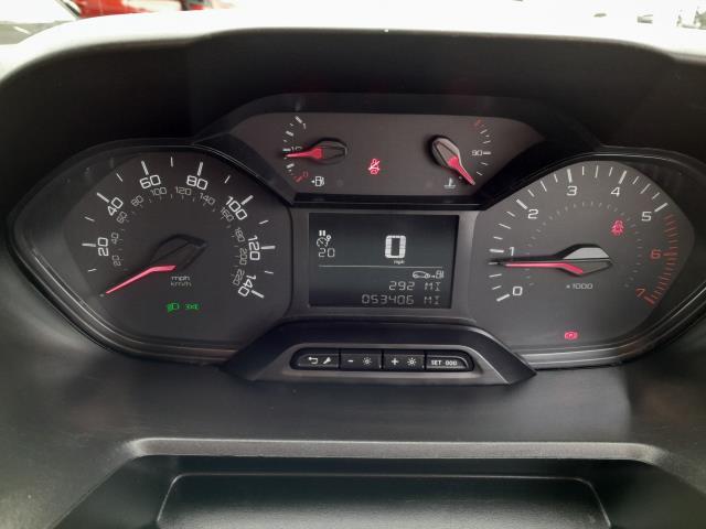 2020 Peugeot Partner 1000 1.5 Bluehdi 100 Professional Van (NU70NMY) Image 17