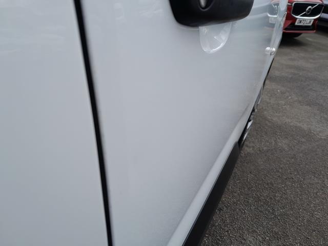 2020 Peugeot Partner 1000 1.5 Bluehdi 100 Professional Van (NU70NMY) Image 28