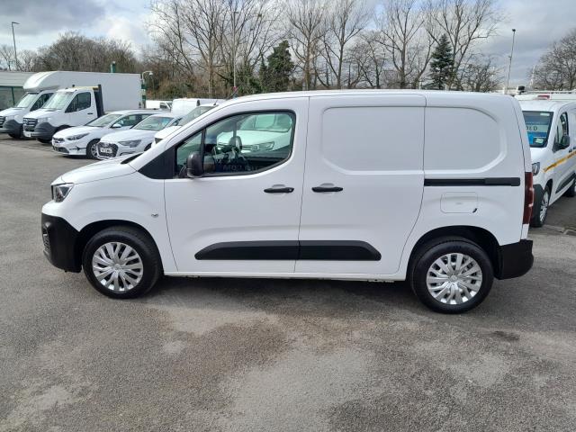 2020 Peugeot Partner 1000 1.5 Bluehdi 100 Professional Van (NU70NMY) Image 6