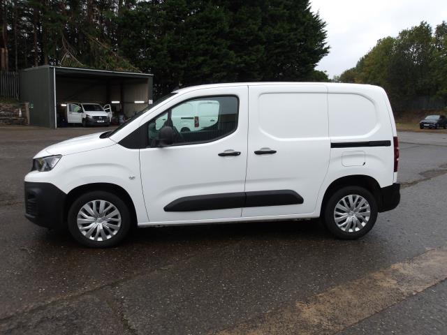 2020 Peugeot Partner 1000 1.5 Bluehdi 100 Professional Van (NU70NWD) Image 4