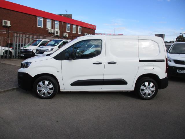 2020 Peugeot Partner STANDARD 1000 1.5 BLUE HDI 100PS PROFESSIONAL (NU70RZO) Image 8