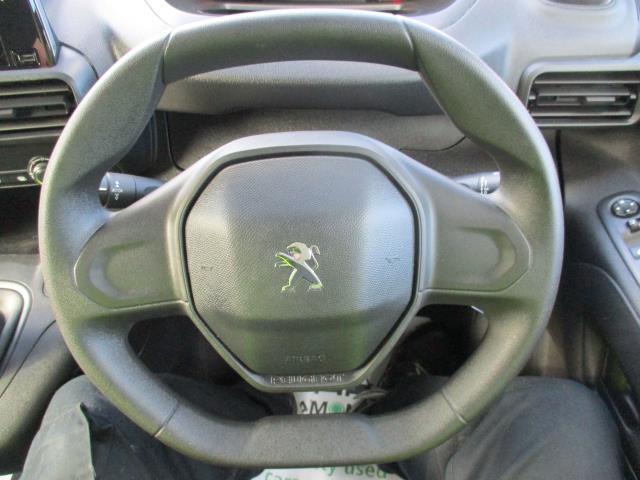 2020 Peugeot Partner STANDARD 1000 1.5 BLUE HDI 100PS PROFESSIONAL (NU70RZO) Image 14