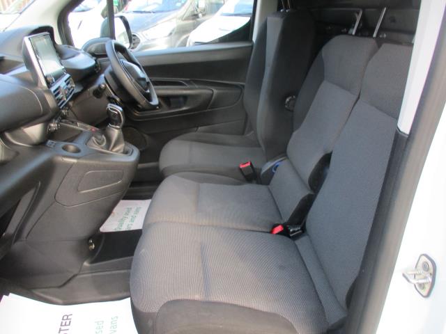 2020 Peugeot Partner STANDARD 1000 1.5 BLUE HDI 100PS PROFESSIONAL (NU70RZO) Image 24