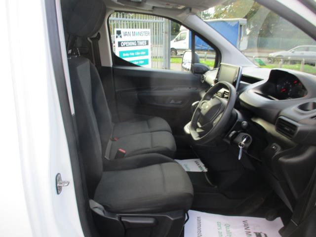 2020 Peugeot Partner STANDARD 1000 1.5 BLUE HDI 100PS PROFESSIONAL (NU70RZO) Image 12