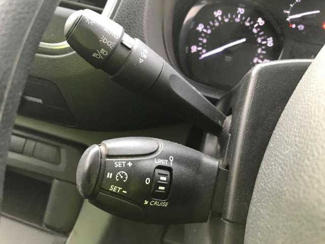 2020 Peugeot Expert 1400 2.0BLUE HDI 120PS PROFESSIONAL EURO 6 (NU70UCW) Image 34
