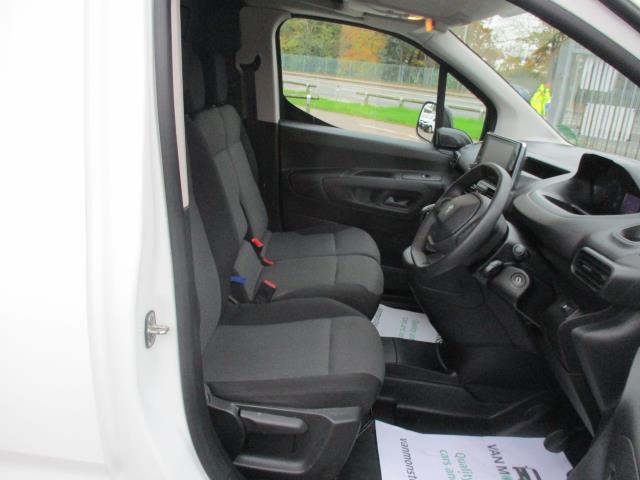 2020 Peugeot Partner 1000 1.5 Bluehdi 100 Professional Van (NU70ULN) Image 10