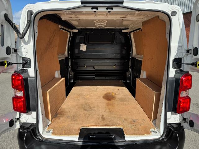 2020 Peugeot Expert 1400 2.0 Bluehdi 120 Professional Van (NU70USZ) Image 50
