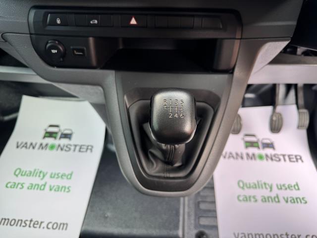 2020 Peugeot Expert 1400 2.0 Bluehdi 120 Professional Van (NU70USZ) Image 28