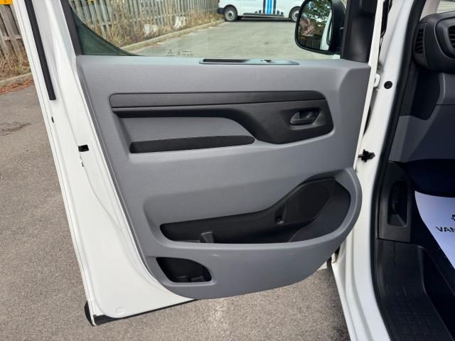 2020 Peugeot Expert 1400 2.0 Bluehdi 120 Professional Van (NU70USZ) Image 36