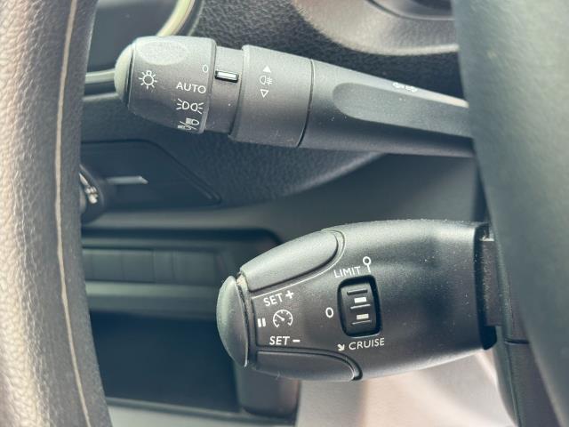 2020 Peugeot Expert 1400 2.0 Bluehdi 120 Professional Van (NU70USZ) Image 23