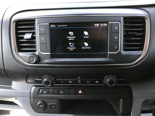 2020 Peugeot Expert 1000 1.5 Bluehdi 100 Professional Van (NU70VKK) Image 25