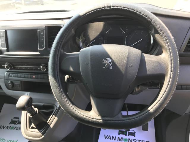 2020 Peugeot Expert 1000 1.5 Bluehdi 100 Professional Van (NU70VKK) Image 22