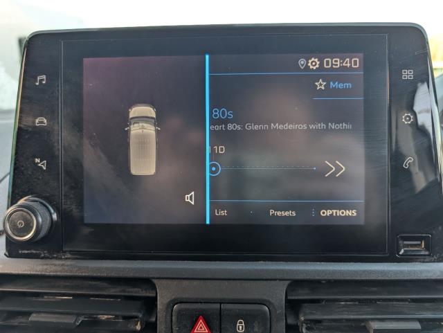 2020 Peugeot Partner 1000 1.5 Bluehdi 100 Professional Van (NU70VRD) Image 27