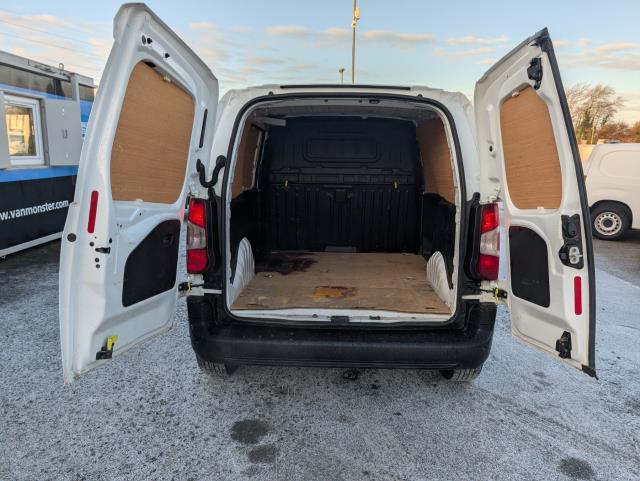 2020 Peugeot Partner 1000 1.5 Bluehdi 100 Professional Van (NU70VRD) Image 11
