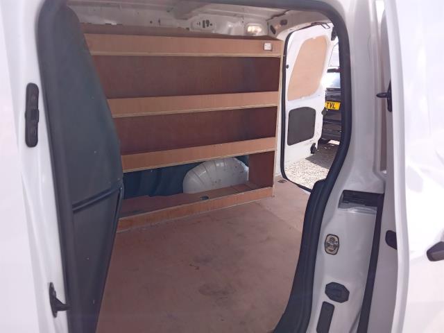 2020 Peugeot Partner 1000 1.5 Bluehdi 100 Professional Van (NU70VRL) Image 18