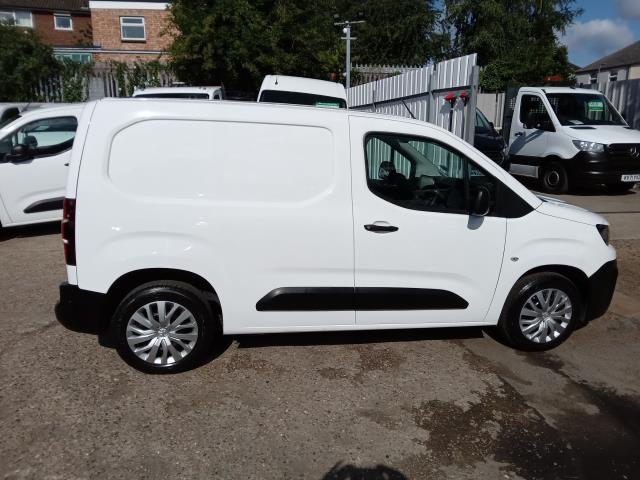 2020 Peugeot Partner 1000 1.5 Bluehdi 100 Professional Van (NU70VRL) Image 8