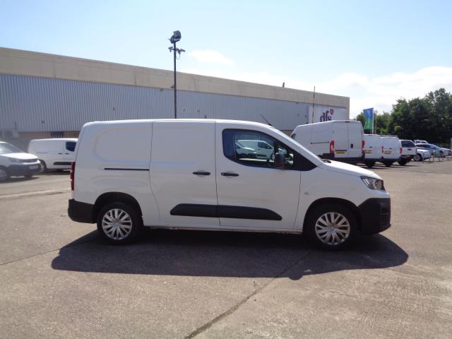 2020 Peugeot Partner 950 1.5 Bluehdi 100 Professional Van (NU70VTK) Image 2