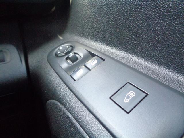2020 Peugeot Partner 950 1.5 Bluehdi 100 Professional Van (NU70VTK) Image 20
