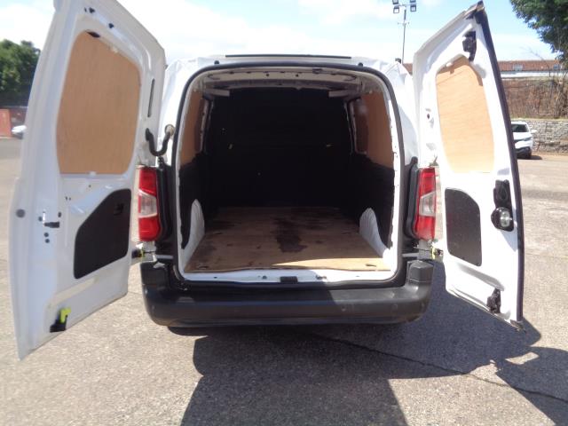 2020 Peugeot Partner 950 1.5 Bluehdi 100 Professional Van (NU70VTK) Image 15