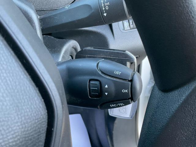 2020 Peugeot Partner 950 1.5 Bluehdi (LONG) 100 Professional Van (NU70VTT) Image 28