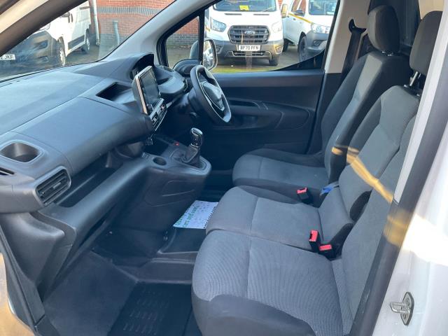 2020 Peugeot Partner 950 1.5 Bluehdi (LONG) 100 Professional Van (NU70VTT) Image 7
