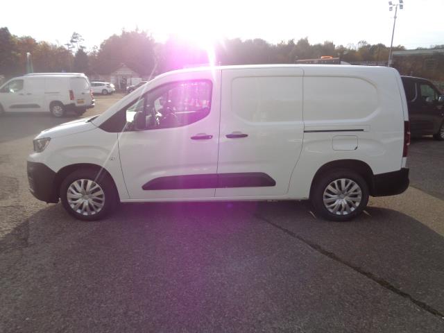 2020 Peugeot Partner 950 1.5 Bluehdi 100 Professional Van (NU70VUR) Image 9