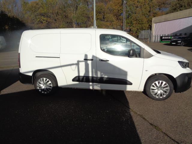 2020 Peugeot Partner 950 1.5 Bluehdi 100 Professional Van (NU70VUR) Image 5