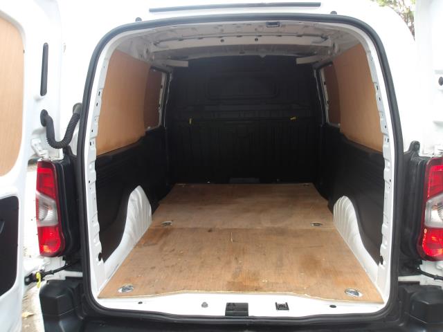 2020 Peugeot Partner 950 1.5 Bluehdi 100 Professional Van (NU70VUS) Image 17