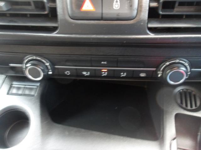 2020 Peugeot Partner 950 1.5 Bluehdi 100 Professional Van (NU70VUS) Image 26