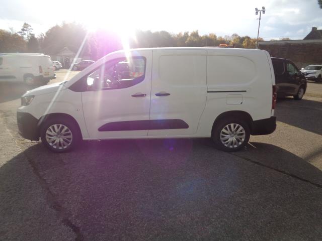 2020 Peugeot Partner 950 1.5 Bluehdi 100 Professional Van (NU70VVN) Image 10