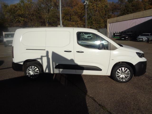 2020 Peugeot Partner 950 1.5 Bluehdi 100 Professional Van (NU70VVN) Image 5