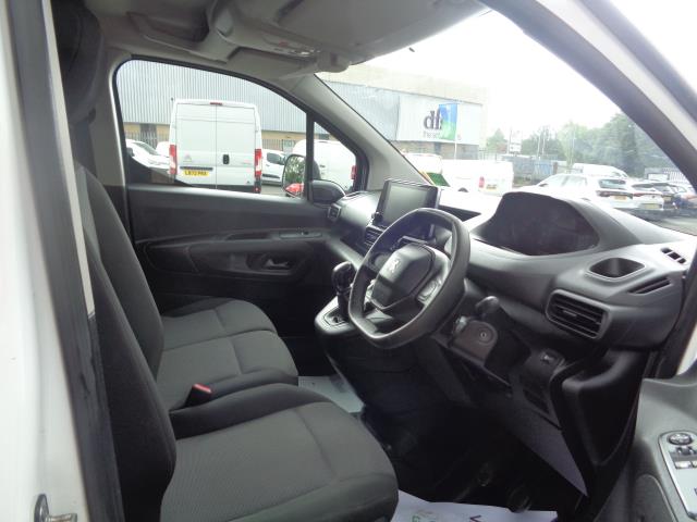 2020 Peugeot Partner 950 1.5 Bluehdi 100 Professional Van (NU70VVS) Image 13